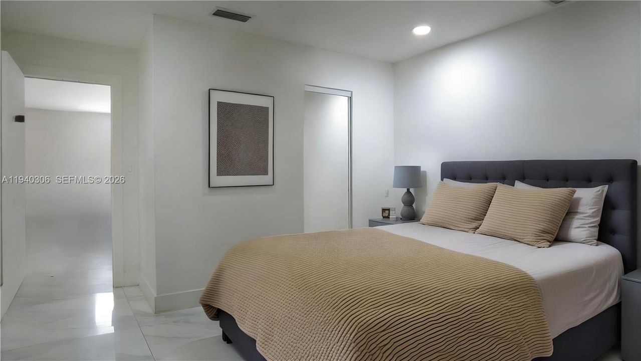 En Renta: $4,200 (3 camas, 2 baños, 1600 Pies cuadrados)