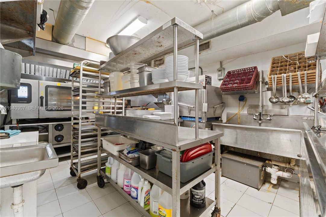 待售: $200,000 (0 贝兹, 0 浴室, 0 平方英尺)