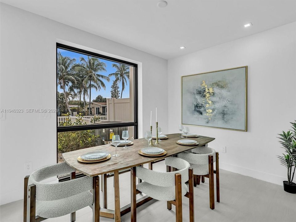 На продажу: $1,500,000 (3 спален, 2 ванн, 2082 Квадратных фут)