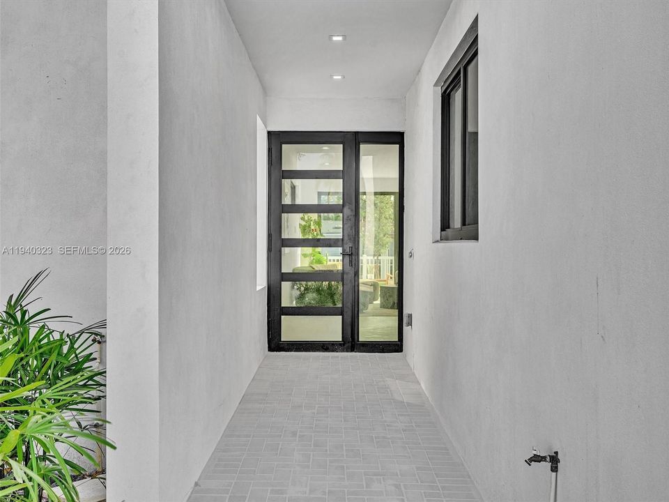 На продажу: $1,500,000 (3 спален, 2 ванн, 2082 Квадратных фут)