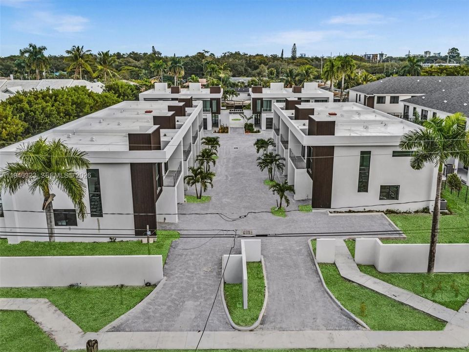 На продажу: $1,500,000 (3 спален, 2 ванн, 2082 Квадратных фут)