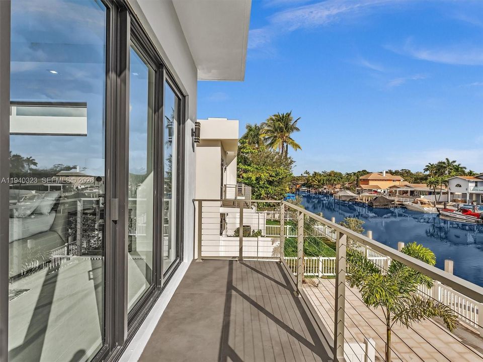 На продажу: $1,500,000 (3 спален, 2 ванн, 2082 Квадратных фут)