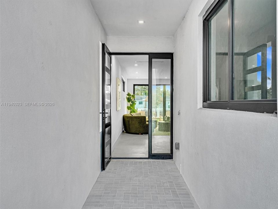 На продажу: $1,500,000 (3 спален, 2 ванн, 2082 Квадратных фут)