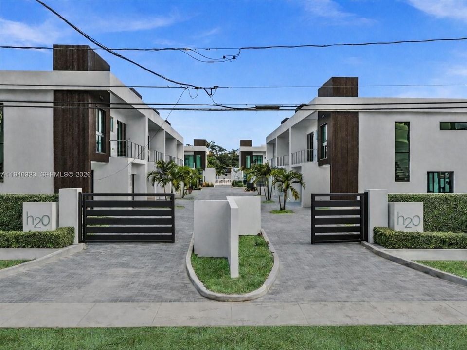 На продажу: $1,500,000 (3 спален, 2 ванн, 2082 Квадратных фут)