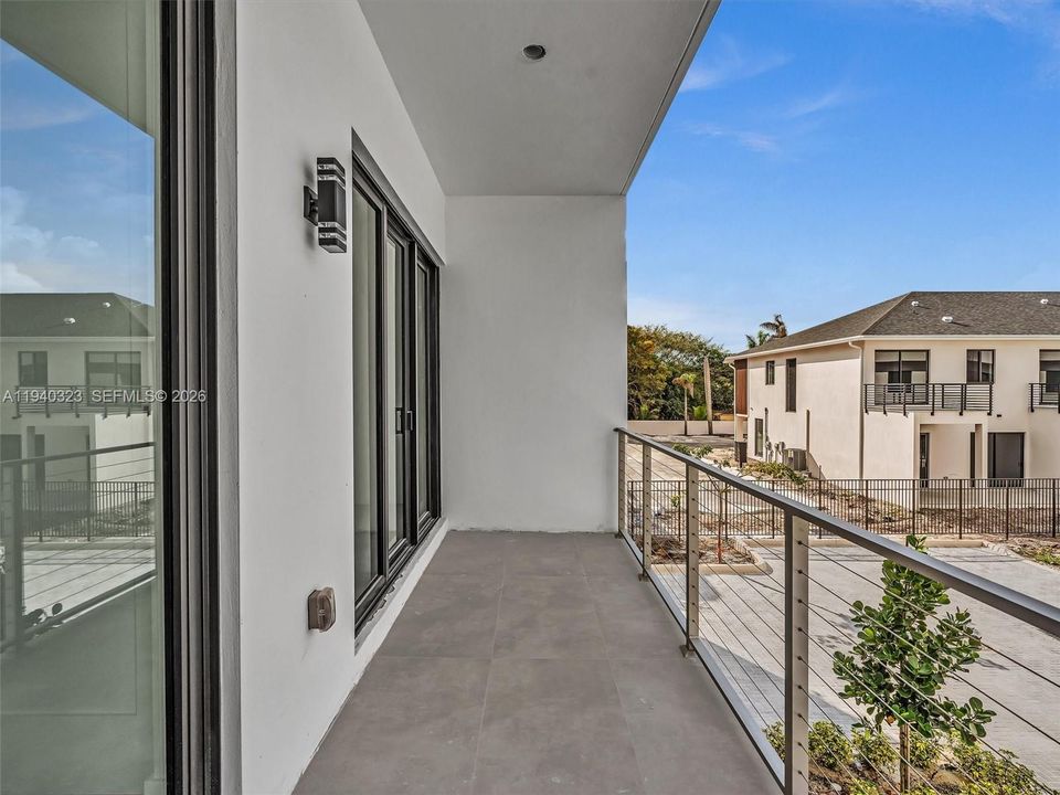 На продажу: $1,500,000 (3 спален, 2 ванн, 2082 Квадратных фут)