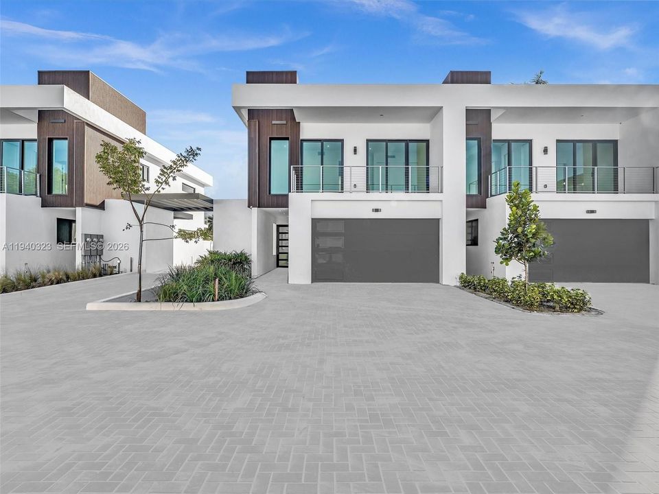 На продажу: $1,500,000 (3 спален, 2 ванн, 2082 Квадратных фут)