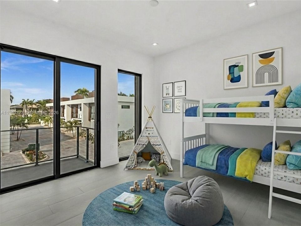 На продажу: $1,500,000 (3 спален, 2 ванн, 2082 Квадратных фут)