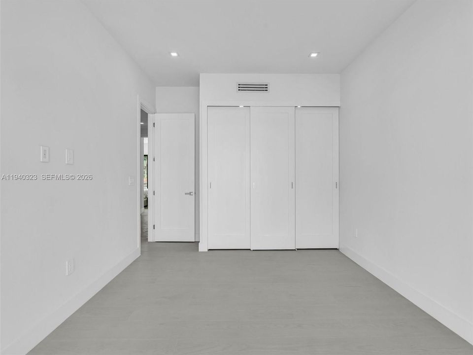 На продажу: $1,500,000 (3 спален, 2 ванн, 2082 Квадратных фут)