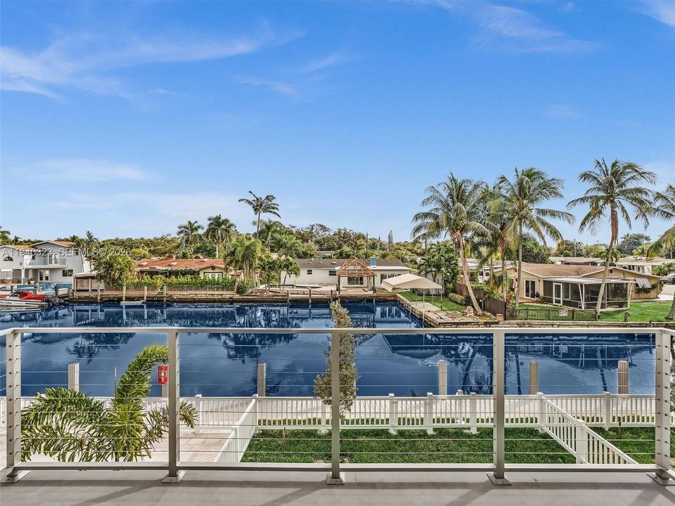 На продажу: $1,500,000 (3 спален, 2 ванн, 2082 Квадратных фут)