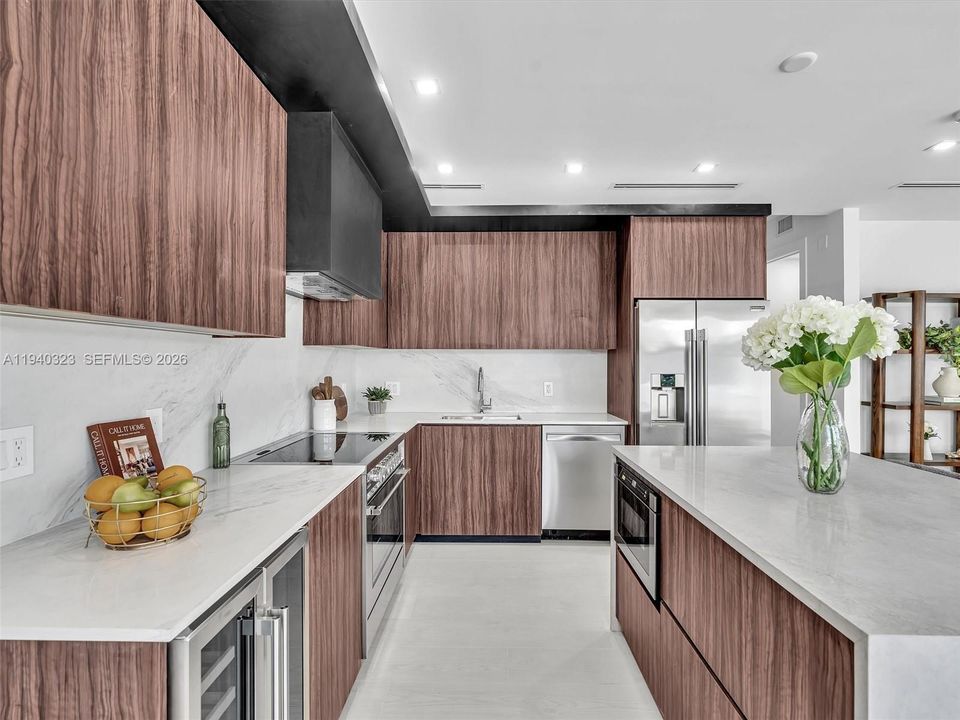 На продажу: $1,500,000 (3 спален, 2 ванн, 2082 Квадратных фут)