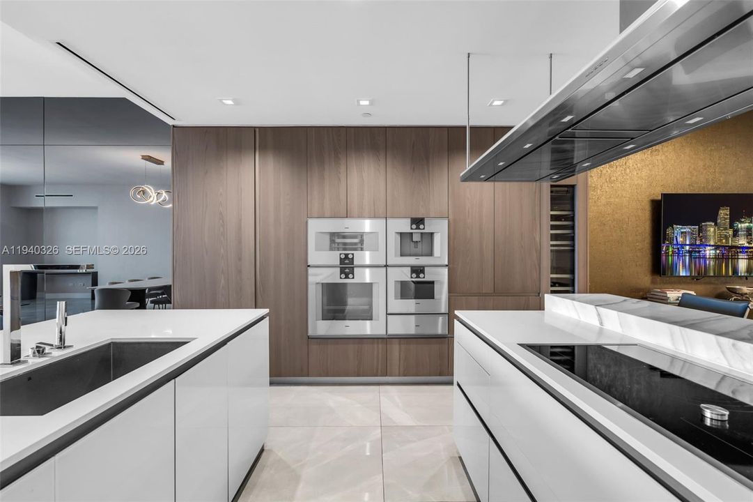 В аренду: $25,000 (3 спален, 4 ванн, 2797 Квадратных фут)