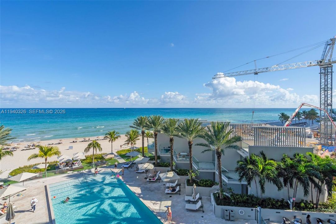 В аренду: $25,000 (3 спален, 4 ванн, 2797 Квадратных фут)