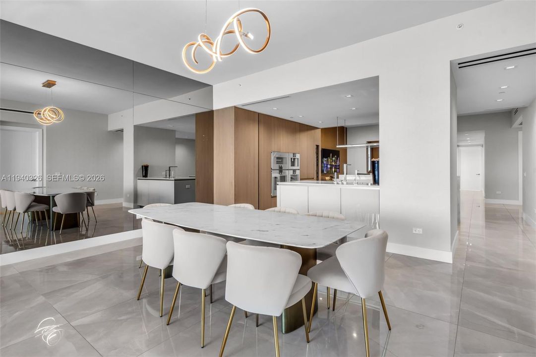 В аренду: $25,000 (3 спален, 4 ванн, 2797 Квадратных фут)