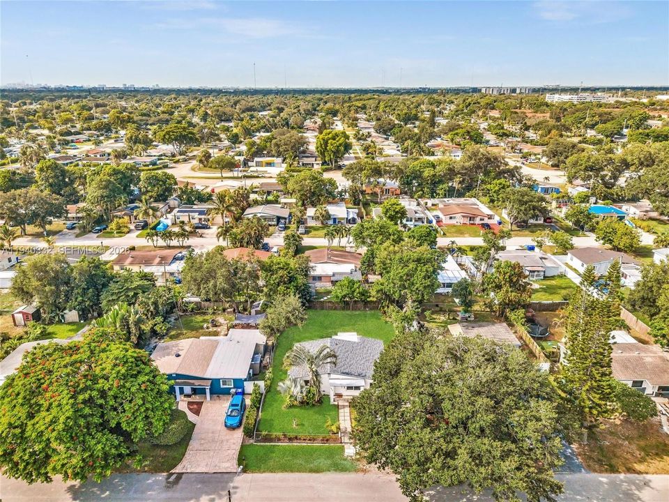 待售: $499,999 (3 贝兹, 2 浴室, 997 平方英尺)