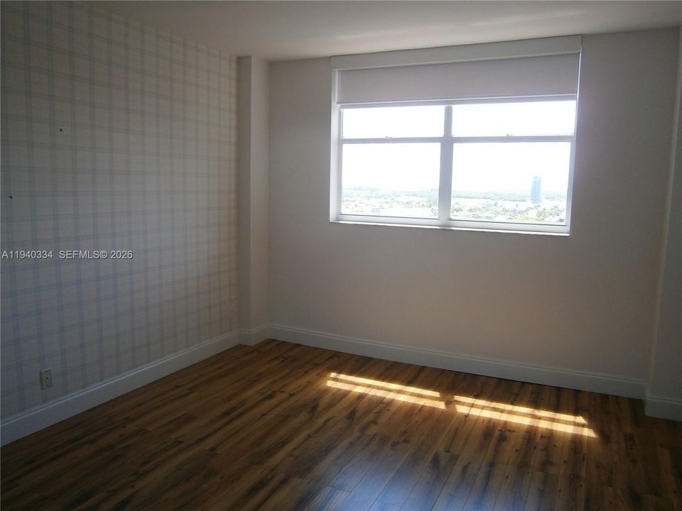 For Rent: $3,500 (2 beds, 2 baths, 1240 Square Feet)