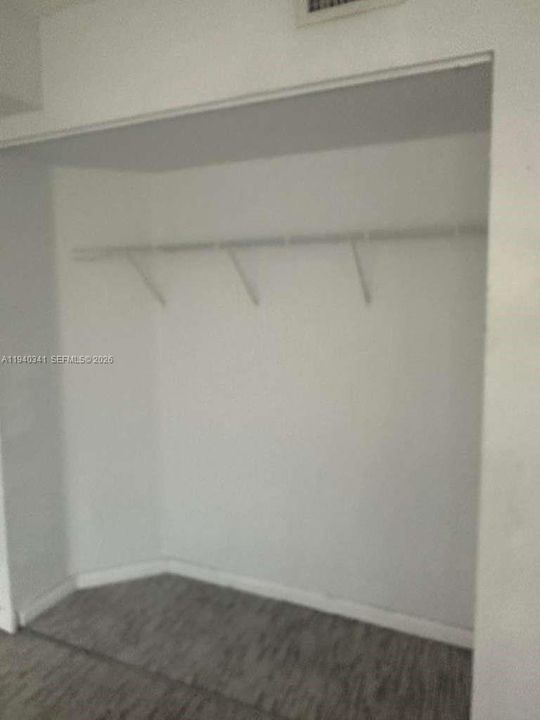 出租: $2,000 (3 贝兹, 2 浴室, 1126 平方英尺)