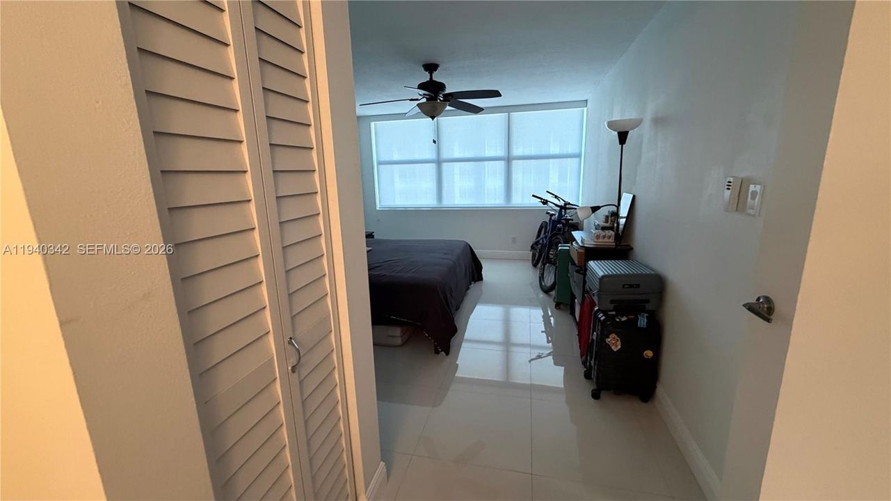 For Rent: $2,500 (2 beds, 2 baths, 1213 Square Feet)