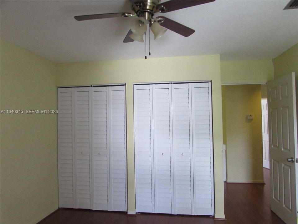 待售: $275,000 (3 贝兹, 2 浴室, 1770 平方英尺)