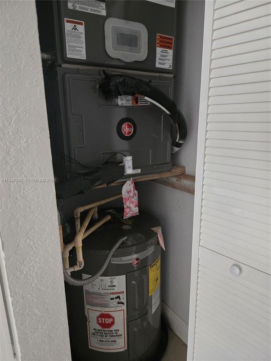 В аренду: $2,600 (3 спален, 2 ванн, 2370 Квадратных фут)