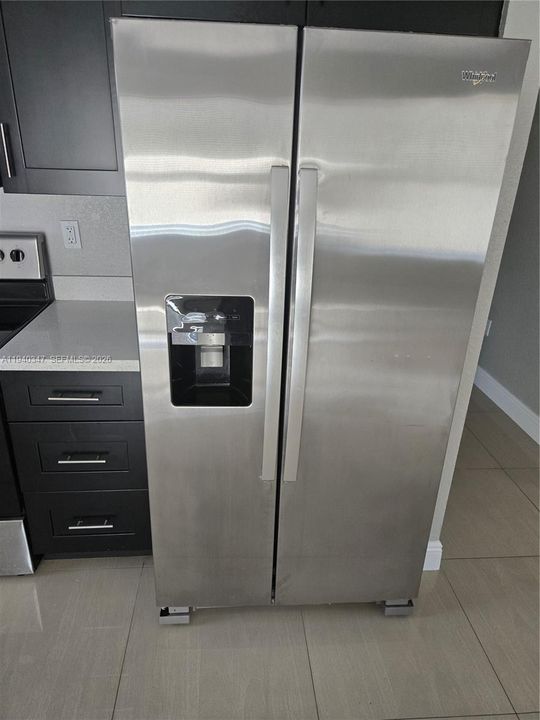 В аренду: $2,600 (3 спален, 2 ванн, 2370 Квадратных фут)