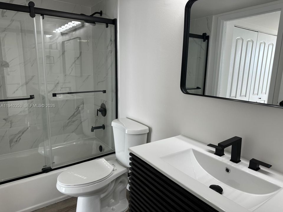 En Renta: $3,085 (2 camas, 2 baños, 1030 Pies cuadrados)