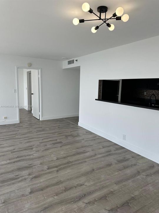 En Renta: $3,085 (2 camas, 2 baños, 1030 Pies cuadrados)