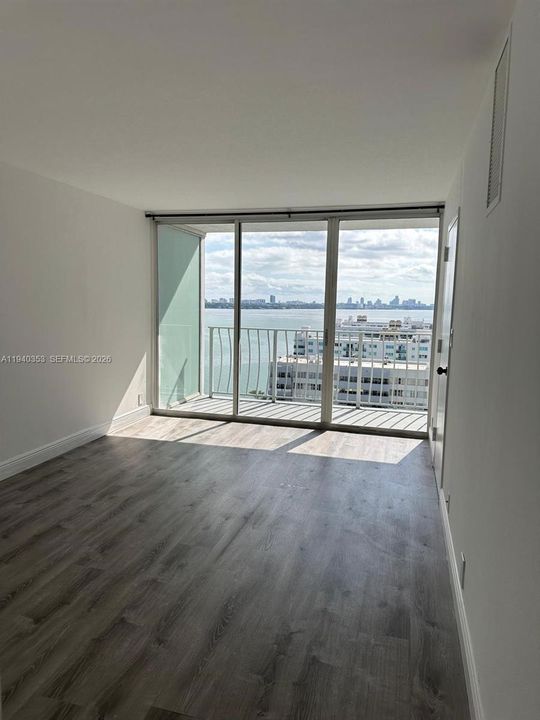 En Renta: $3,085 (2 camas, 2 baños, 1030 Pies cuadrados)