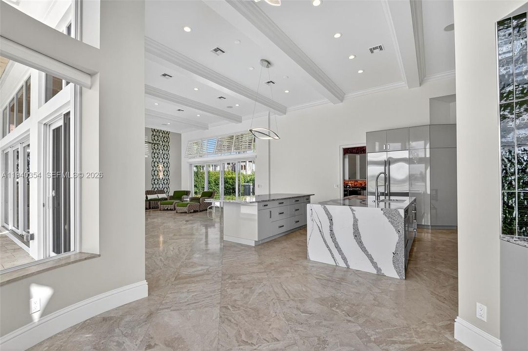 На продажу: $7,500,000 (3 спален, 4 ванн, 4969 Квадратных фут)