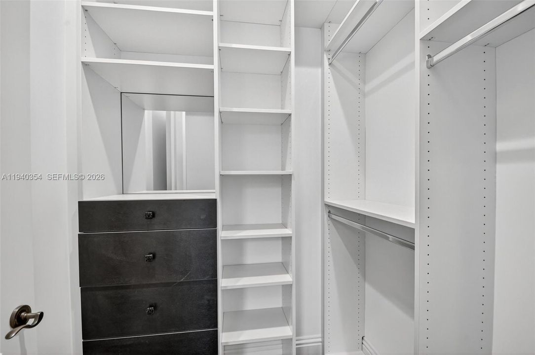 На продажу: $7,500,000 (3 спален, 4 ванн, 4969 Квадратных фут)