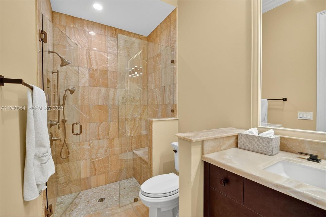 На продажу: $7,500,000 (3 спален, 4 ванн, 4969 Квадратных фут)