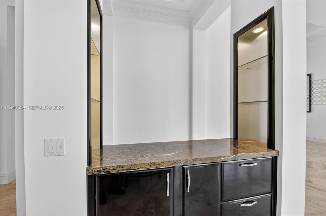 На продажу: $7,500,000 (3 спален, 4 ванн, 4969 Квадратных фут)