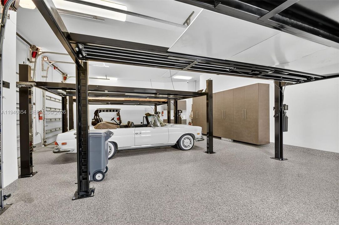 На продажу: $7,500,000 (3 спален, 4 ванн, 4969 Квадратных фут)