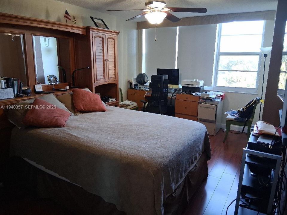 For Sale: $199,900 (2 beds, 2 baths, 0 Square Feet)