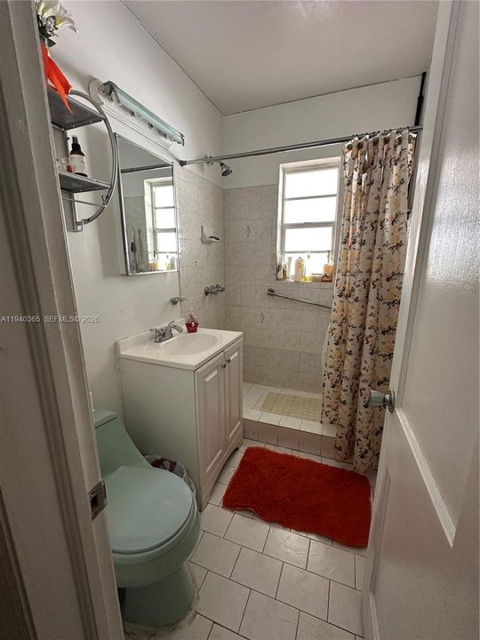 For Sale: $585,000 (3 beds, 2 baths, 1492 Square Feet)