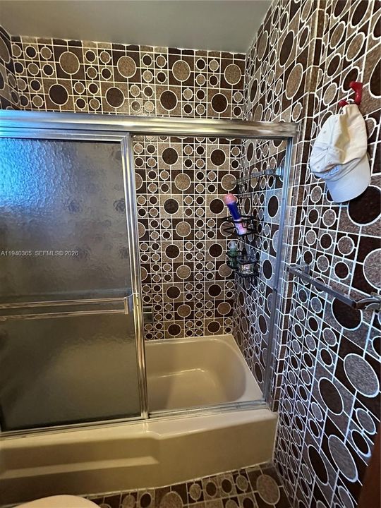 For Sale: $585,000 (3 beds, 2 baths, 1492 Square Feet)