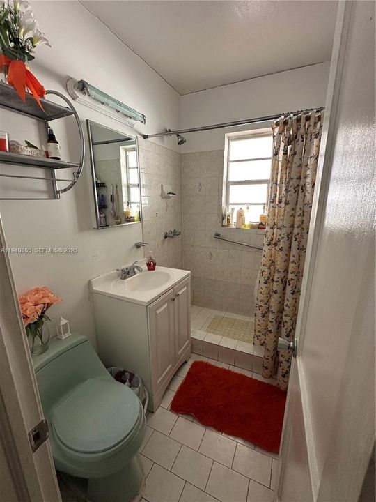 For Sale: $585,000 (3 beds, 2 baths, 1492 Square Feet)