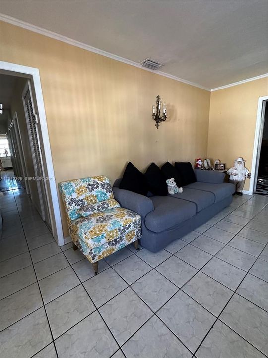 For Sale: $585,000 (3 beds, 2 baths, 1492 Square Feet)