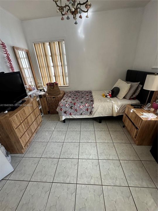 For Sale: $585,000 (3 beds, 2 baths, 1492 Square Feet)