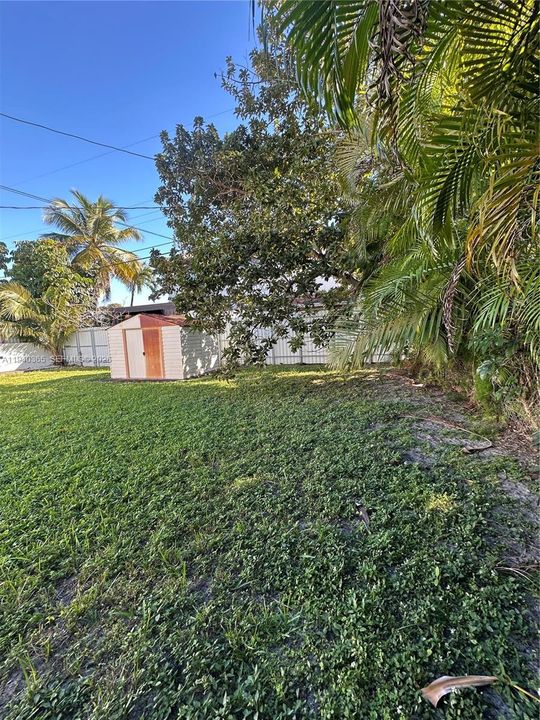 For Sale: $585,000 (3 beds, 2 baths, 1492 Square Feet)