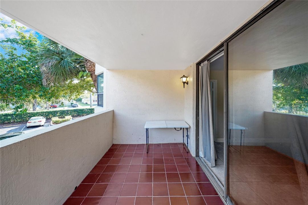 出租: $2,250 (3 贝兹, 2 浴室, 1150 平方英尺)