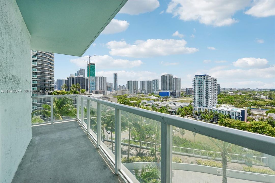 En Venta: $565,000 (2 camas, 2 baños, 1180 Pies cuadrados)