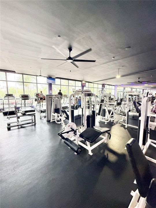 На продажу: $339,000 (0 спален, 1 ванн, 543 Квадратных фут)