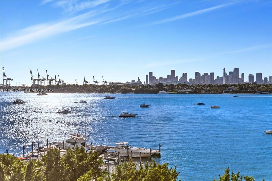 На продажу: $339,000 (0 спален, 1 ванн, 543 Квадратных фут)