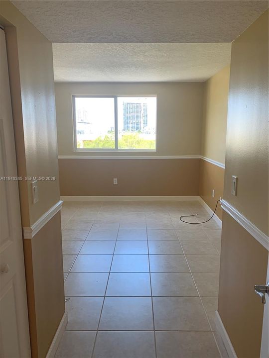 For Rent: $2,550 (2 beds, 2 baths, 1150 Square Feet)