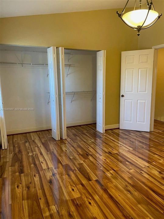 En Renta: $2,400 (2 camas, 2 baños, 1213 Pies cuadrados)