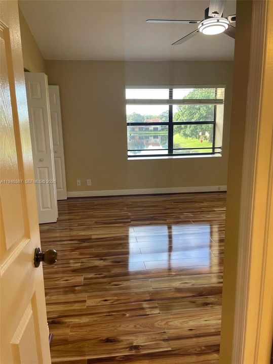 En Renta: $2,400 (2 camas, 2 baños, 1213 Pies cuadrados)