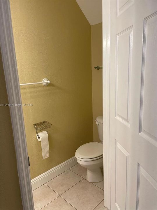 En Renta: $2,400 (2 camas, 2 baños, 1213 Pies cuadrados)