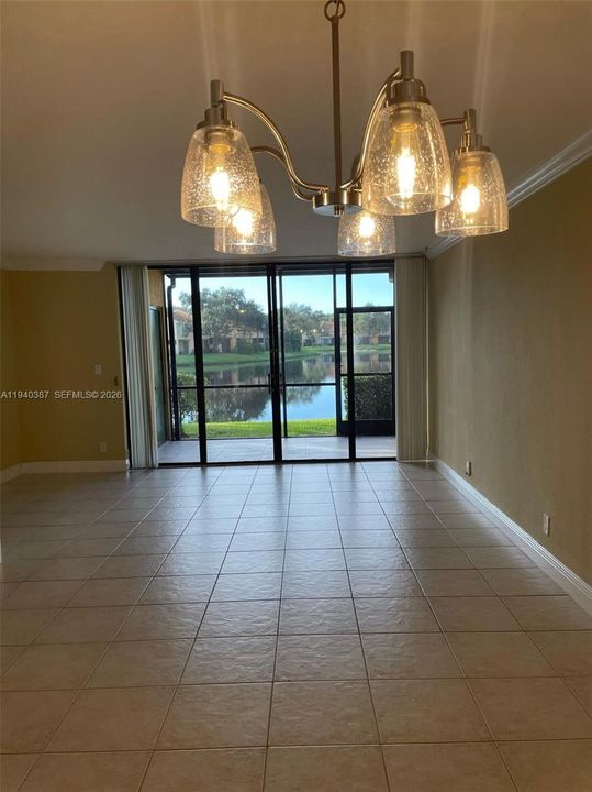 En Renta: $2,400 (2 camas, 2 baños, 1213 Pies cuadrados)