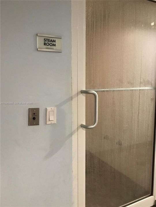 На продажу: $539,000 (2 спален, 2 ванн, 1007 Квадратных фут)