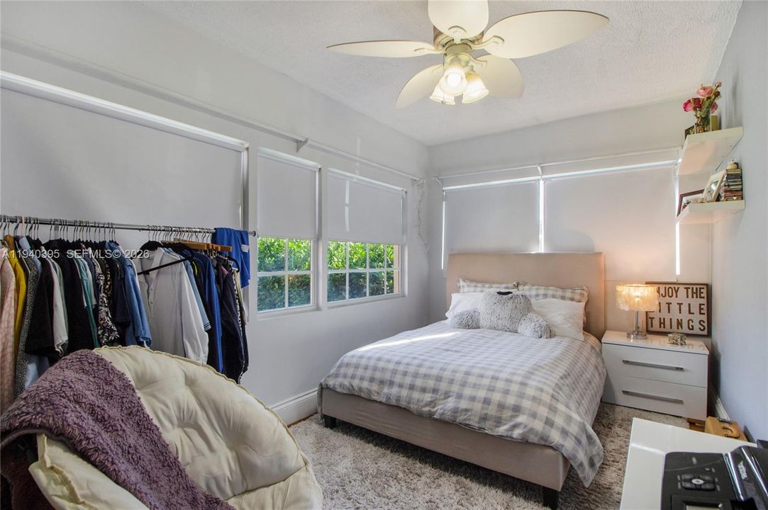 For Rent: $5,950 (2 beds, 2 baths, 2650 Square Feet)